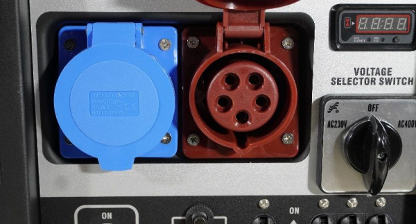 Бензиновый генератор Loncin LC10000D-AS, 3-х фазный (с мощностью без ограничений при 1-но и 3-х фазном режиме) портативный фото