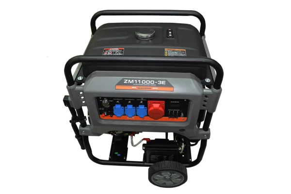 Бензиновый генератор Mitsui ZM 11000 E-3 для дома фото