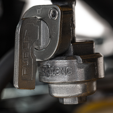 Бензиновый генератор DENZEL GT-2500iF фото